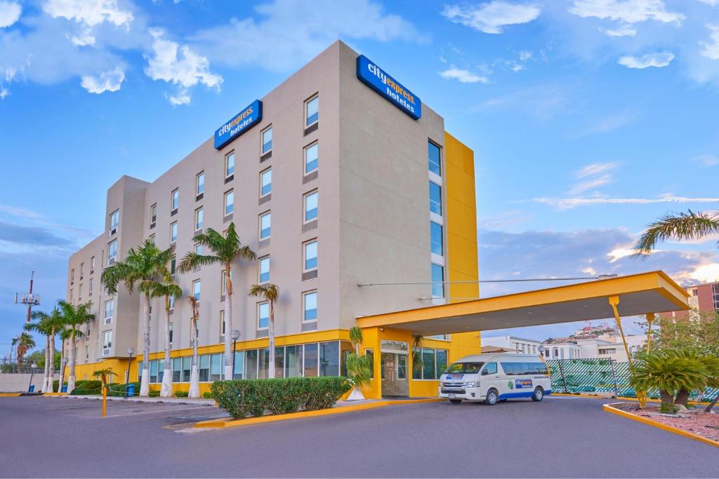 City Express Hermosillo
