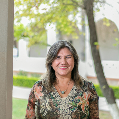 Dra. Elena Desirée Castillo Zaragoza
