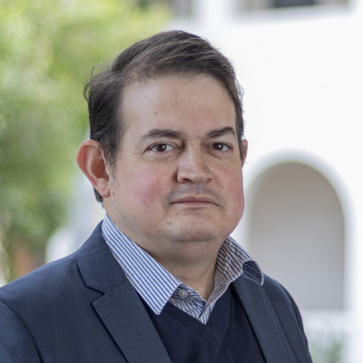 Dr. Moreno Vega José Luis